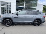 New 2025 Volkswagen Atlas Peak Edition SE image 2