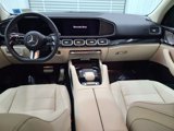 Used 2024 Mercedes-Benz GLS 580 4MATIC image 2