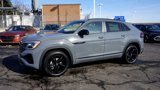 New 2025 Volkswagen Atlas Cross Sport SEL R-Line image 2
