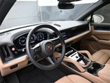Used 2025 Porsche Cayenne image 4