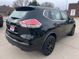 Used 2016 Nissan Rogue S image 4