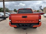 Used 2018 Toyota Tacoma TRD Sport w/ Technology Package image 6