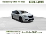 New 2026 Chrysler Pacifica Select image 1