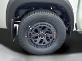 New 2025 Nissan Frontier PRO-4X image 4