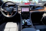 New 2025 Jeep Grand Cherokee Summit image 5