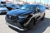 Used 2023 Toyota Highlander XSE image 4
