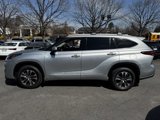 Used 2022 Toyota Highlander XLE image 6