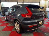 Used 2021 Volvo XC40 T5 Momentum image 5