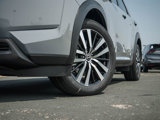 New 2025 Nissan Pathfinder Platinum image 6