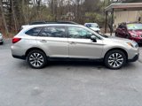 Used 2017 Subaru Outback 3.6R Limited image 2