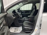 Used 2024 GMC Terrain SLT image 3