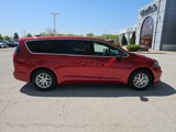 New 2025 Chrysler Pacifica Select image 5