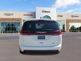 New 2025 Chrysler Pacifica Select image 5