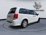 Used 2020 Dodge Grand Caravan SE image 5