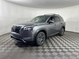New 2025 Nissan Pathfinder SV image 3