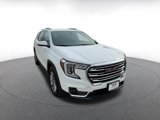 Used 2024 GMC Terrain SLT image 3