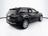 Used 2023 Jeep Grand Cherokee Limited image 5