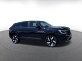Used 2024 Volkswagen Atlas Cross Sport SE image 2