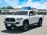 Used 2019 Toyota Tacoma TRD Off-Road image 2