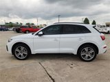 Certified 2025 Audi Q5 2.0T Premium w/ Convenience Plus Package image 4