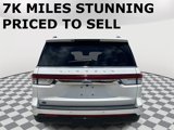 Used 2024 Lincoln Navigator Reserve image 4