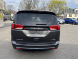 Used 2020 Chrysler Pacifica Limited image 6