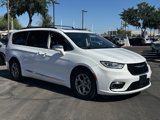 Used 2022 Chrysler Pacifica Limited image 4