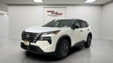 Used 2025 Nissan Rogue S image 3