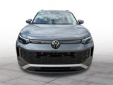 Used 2025 Volkswagen Tiguan S image 2