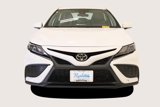 Used 2022 Toyota Camry SE image 3