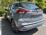 Used 2021 Nissan Kicks SV image 3