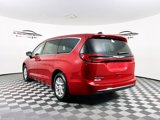 New 2025 Chrysler Pacifica Select image 6