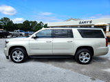Used 2017 Chevrolet Suburban LT image 4