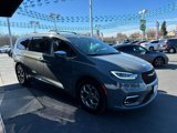 Used 2022 Chrysler Pacifica Limited image 2