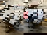 Used 2018 GMC Sierra 1500 SLE image 3