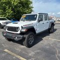 Used 2024 Jeep Gladiator Mojave w/ Convenience Group image 3