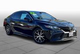 Used 2022 Toyota Camry SE image 2