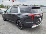 New 2025 Kia Carnival EX image 6