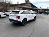 Used 2022 Kia Sorento SX Prestige image 3