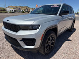 Used 2024 Jeep Grand Cherokee Altitude image 2