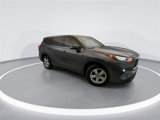 Used 2020 Toyota Highlander L image 2