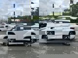 Used 2024 Toyota Highlander XLE image 2