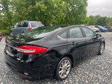 Used 2017 Ford Fusion SE w/ Fusion SE Technology Package image 5
