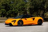 Used 2025 McLaren Artura Spider image 6