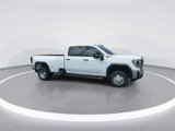 Used 2024 GMC Sierra 3500 Pro image 2
