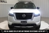 New 2025 Nissan Pathfinder Platinum image 3