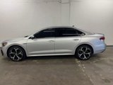 Used 2020 Volkswagen Passat 2.0T R-Line image 2