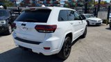 Used 2017 Jeep Grand Cherokee Altitude image 5