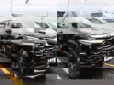 New 2025 Chevrolet Equinox LT image 2