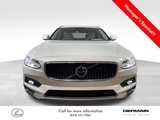 Used 2023 Volvo V90 B6 Cross Country Ultimate w/ Climate Package image 2